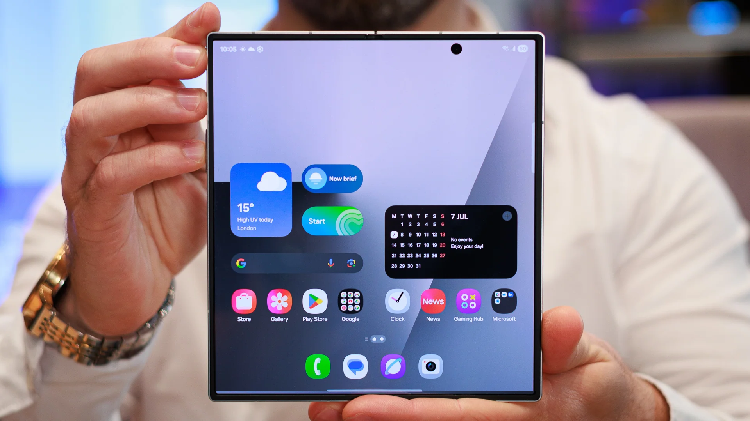 Samsung Galaxy Z Fold 7 dan Z Flip 7: HP Flagship Lipat Paling Canggih di 2025